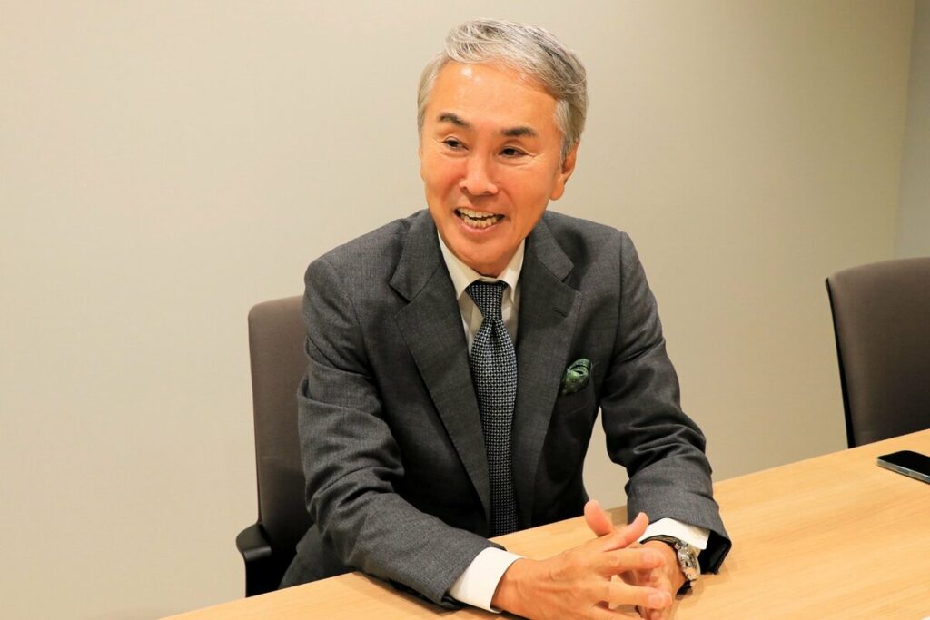 ｼﾞｬｰﾅﾘｽﾄ・石原伸晃氏に直撃！　「サティアン」は言い間違え　「自民党公認漏れ」の裏事情